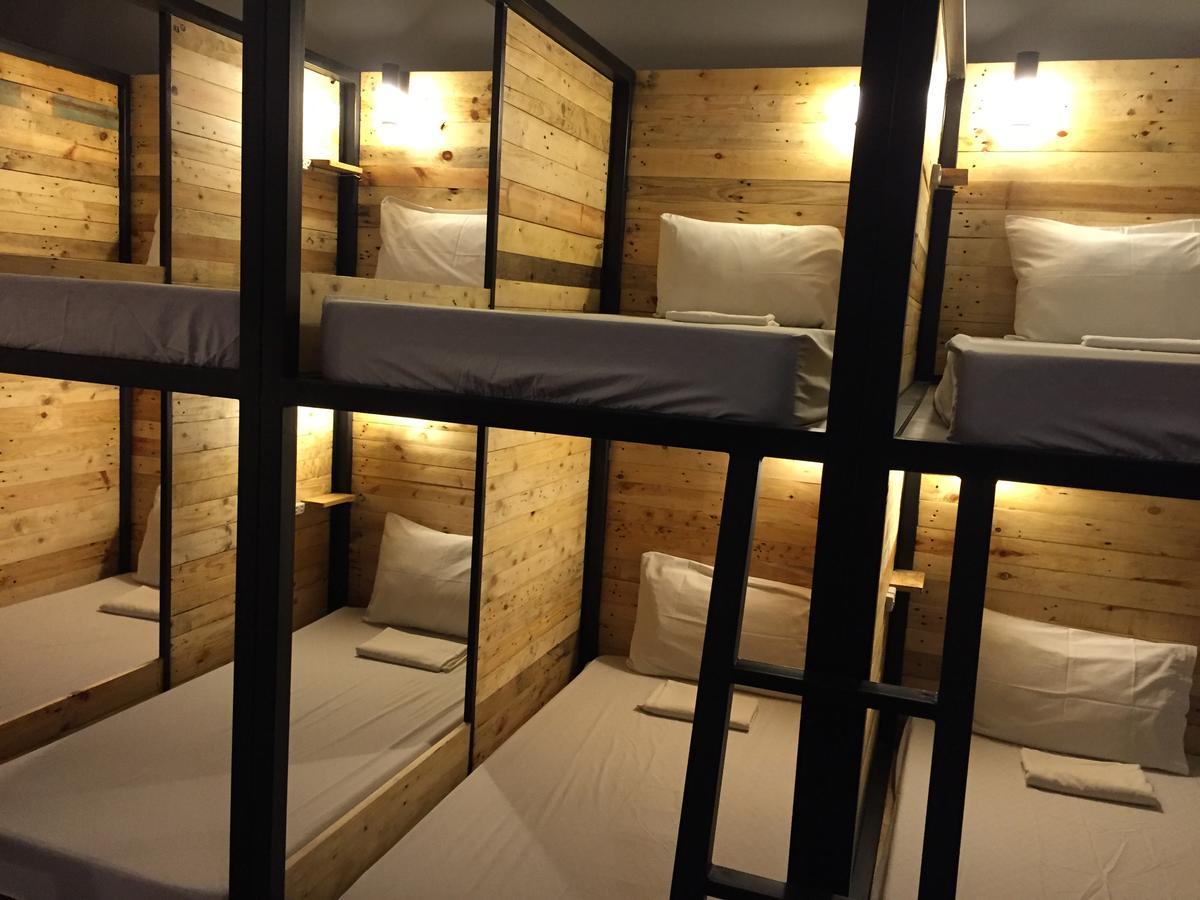 Hostel Seven Cebu Екстериор снимка