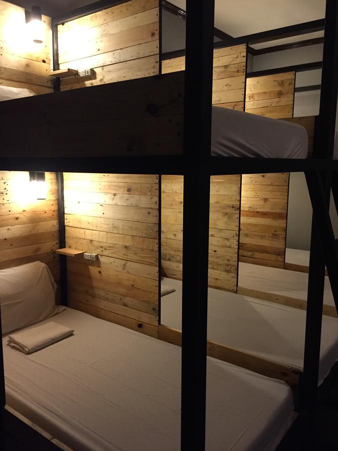 Hostel Seven Cebu Екстериор снимка