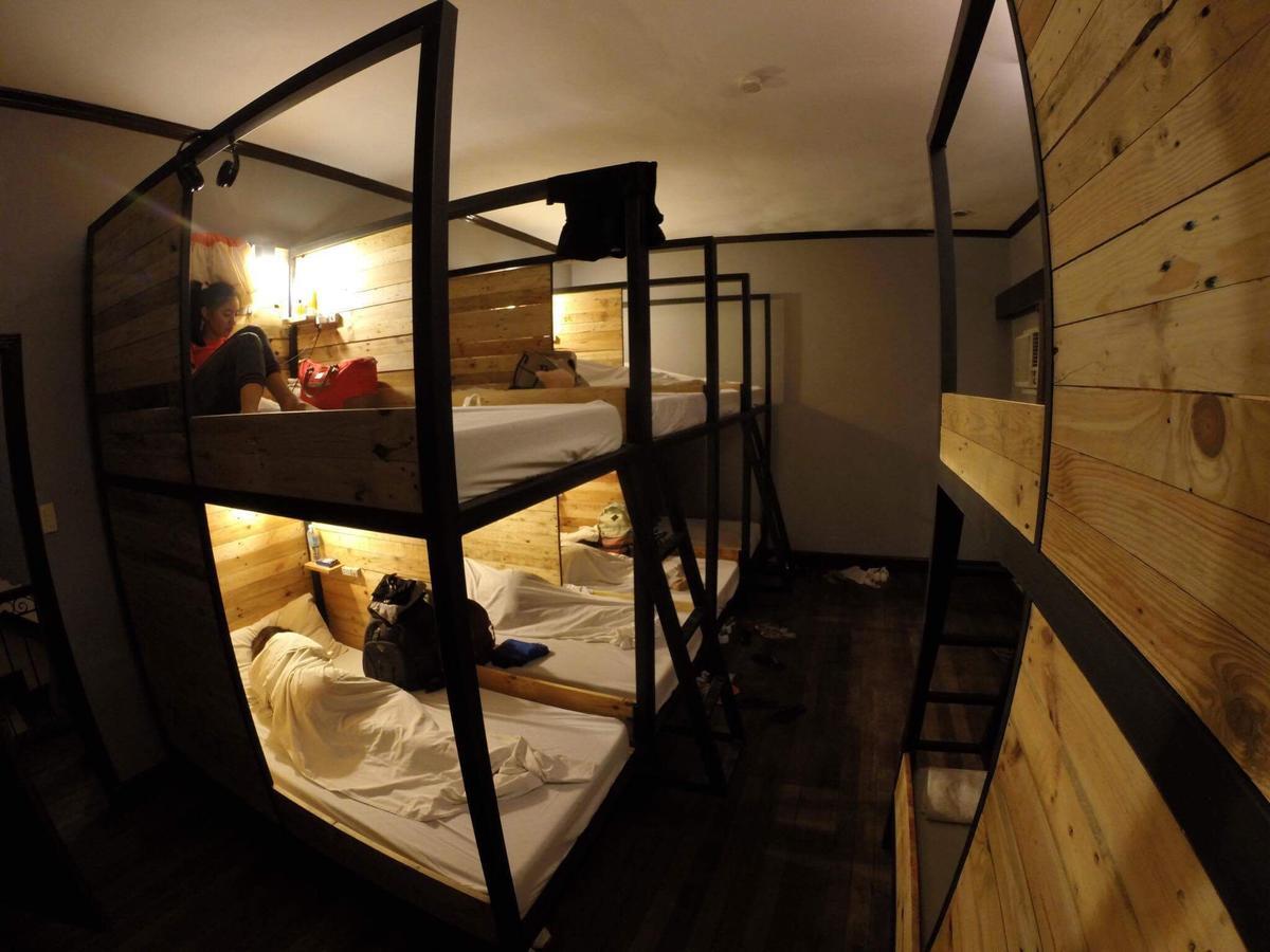 Hostel Seven Cebu Екстериор снимка